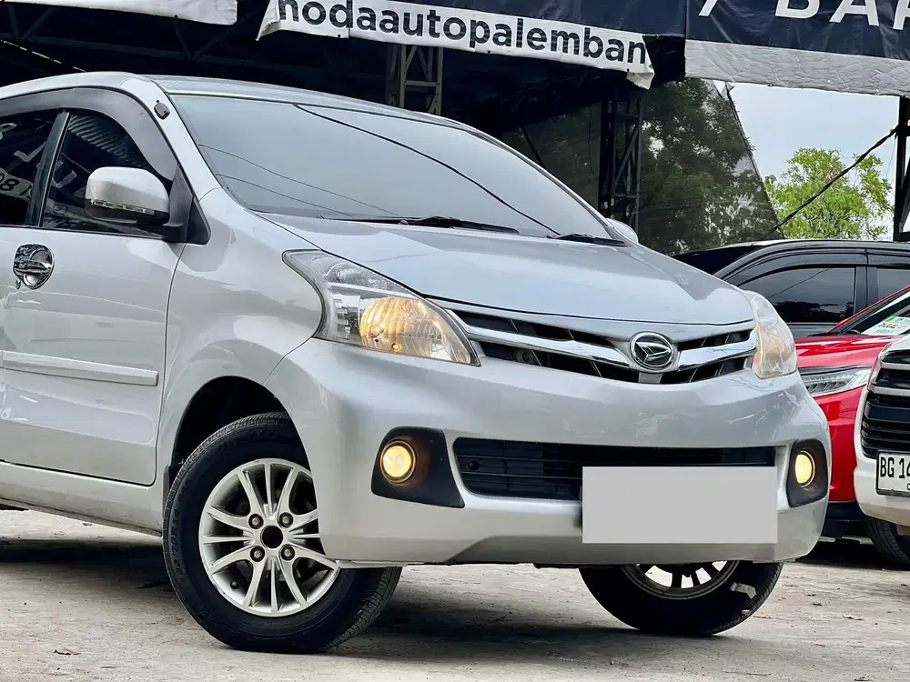 tangan pertama !! Daihatsu Xenia R deluxe MT 2013