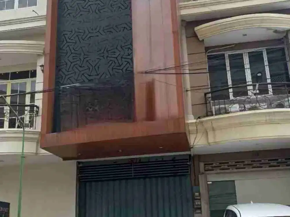 DIJUAL RUKO RAYA NGAGEL SUDAH SHM ADA LAHAN PARKIR