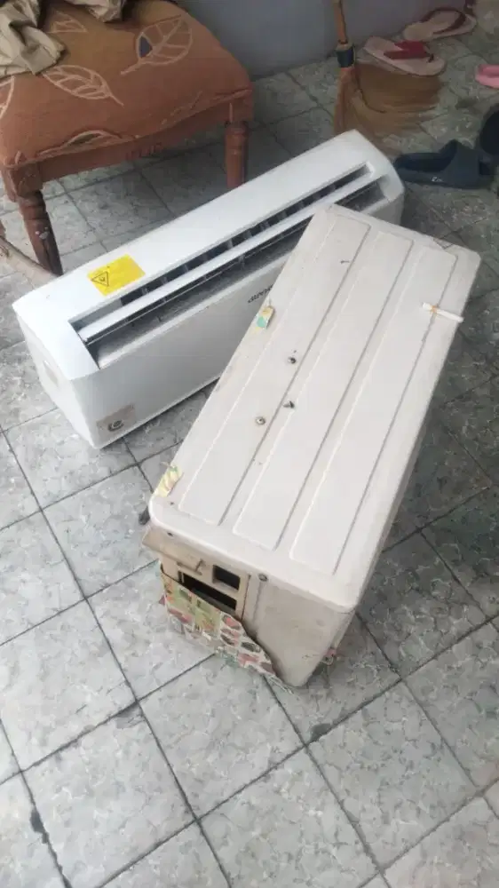 Di Beli AC bekas