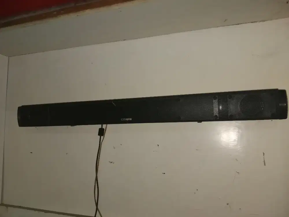 Cores x bass audio bar