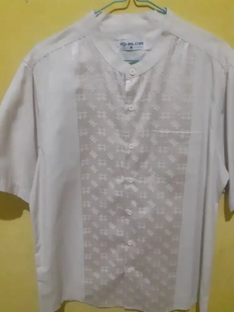 Dijual baju Koko tangan pendek ukuran L merek BILCIR