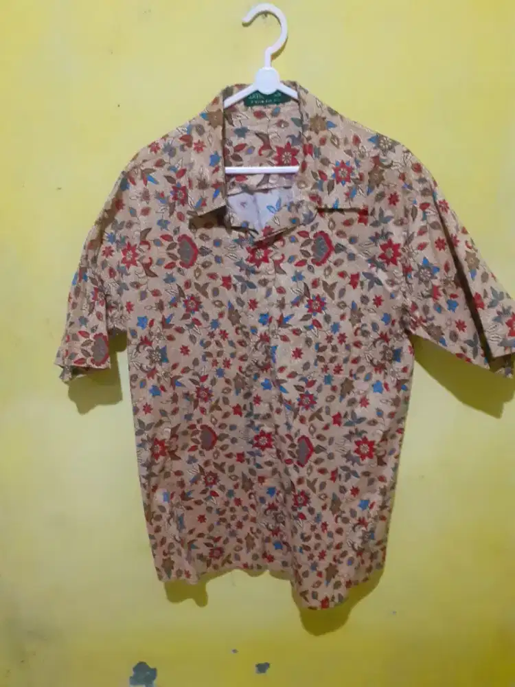 Dijual baju batik merk artaloka slim fit ukuran L