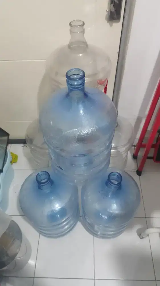 Galon Aqua adan Cleo