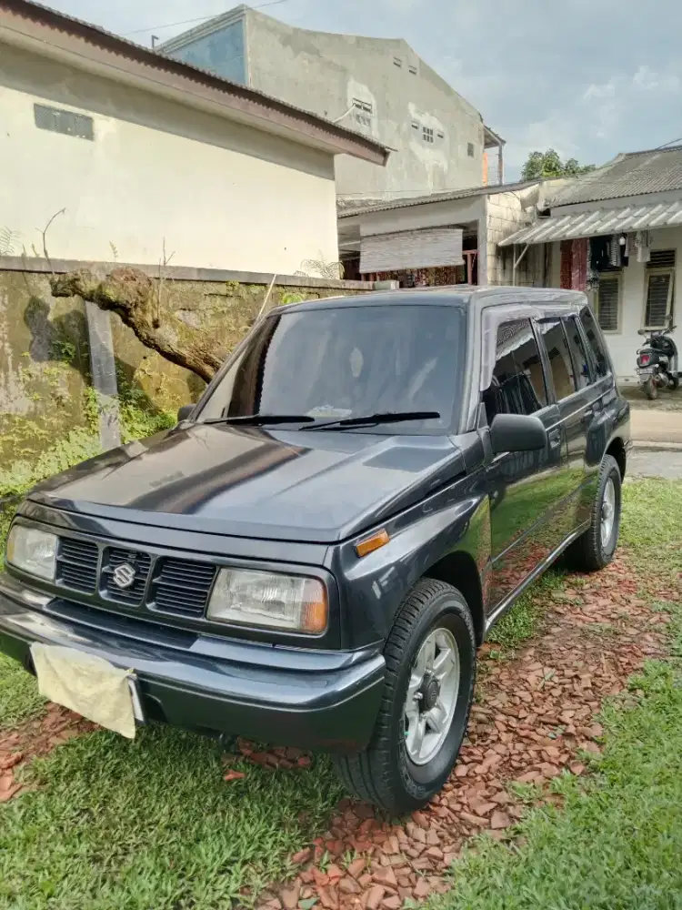SideKick Suzuki 1997 Gahar