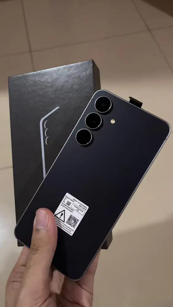 SAMSUNG GALAXY S25 FE BARU - 8GB | 256GB