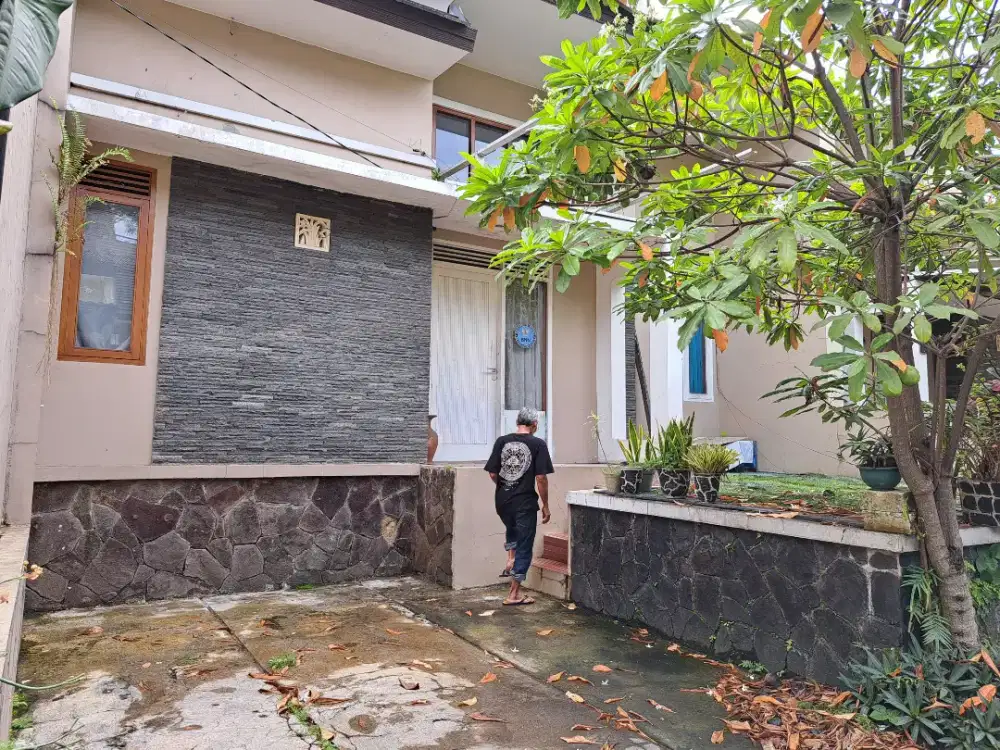 BUTUH CEPAT!! rumah murah dalam komplek kota bali residence padalarang
