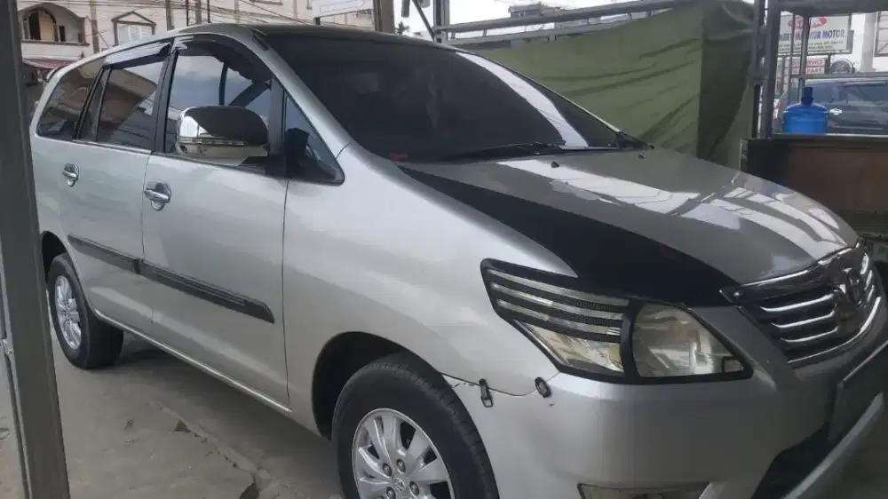 DIJUAL CEPAT, KIJANG INNOVA 2012