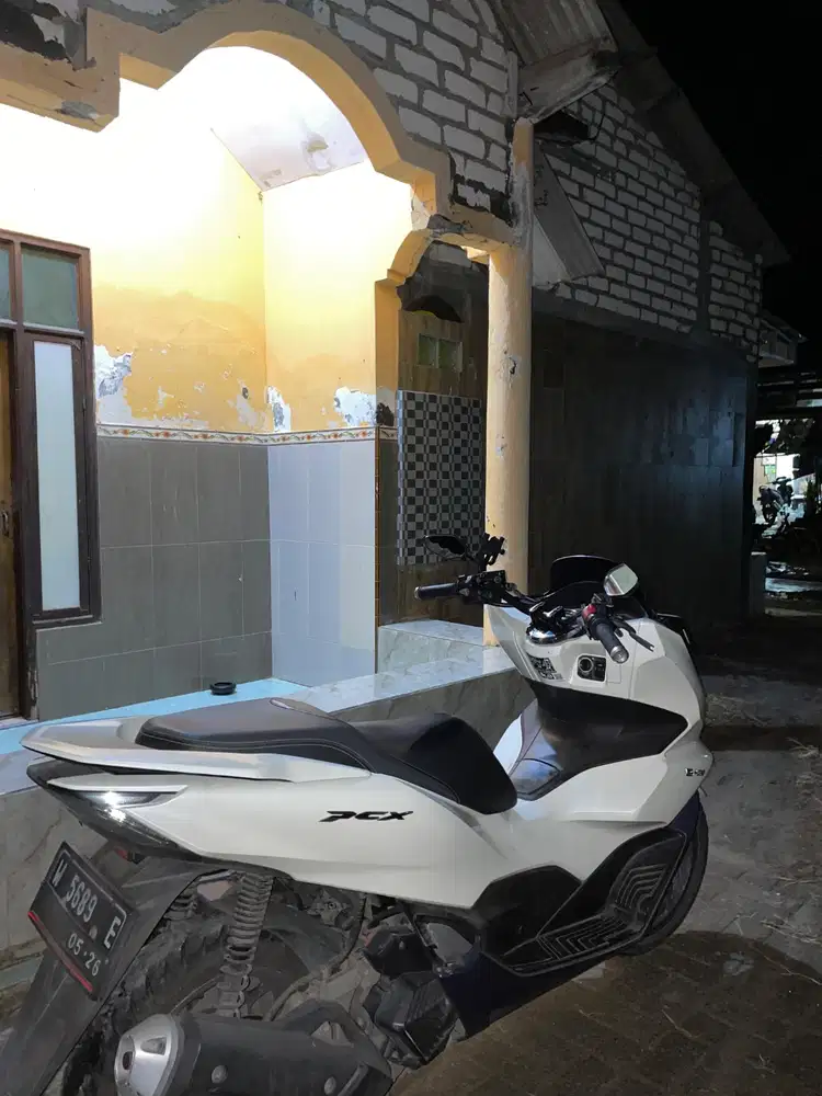 PCX EHEV HYBRID