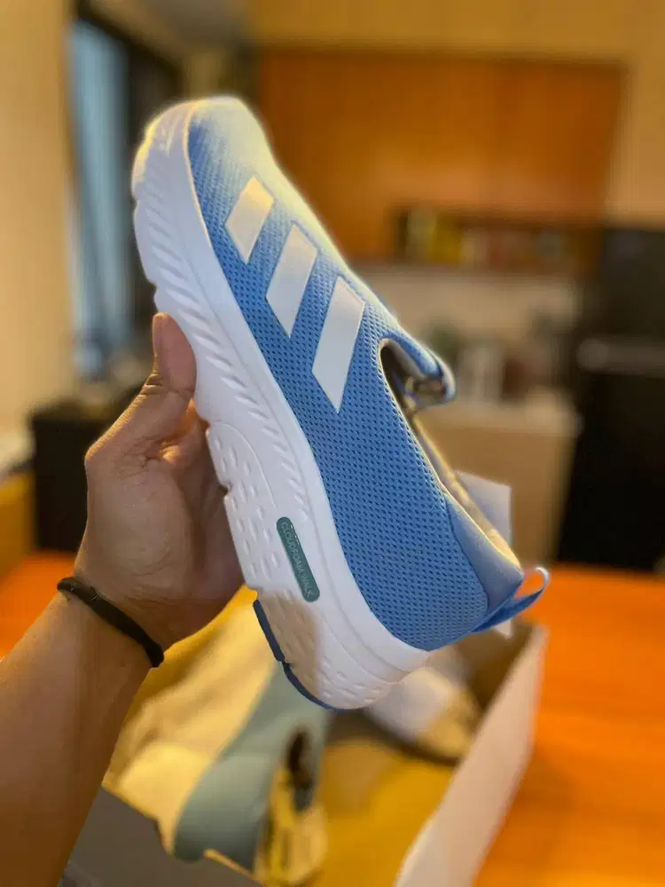 Sepatu Adidas Cloud Blue White Biru Size 40 Kondisi Baru New Original