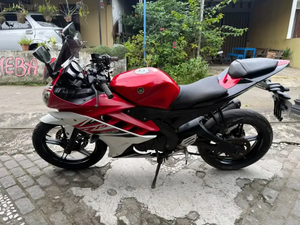 Yamaha R15 THN 2015 plat AB Wonosari