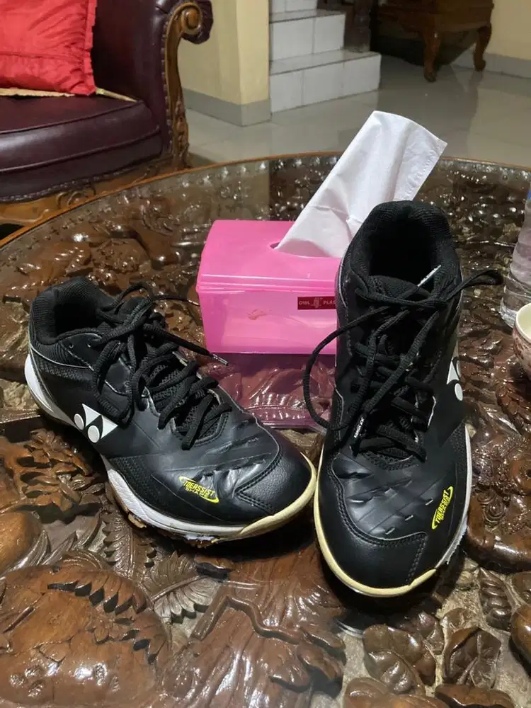 Sepatu badmintonYonex SHB 65 original