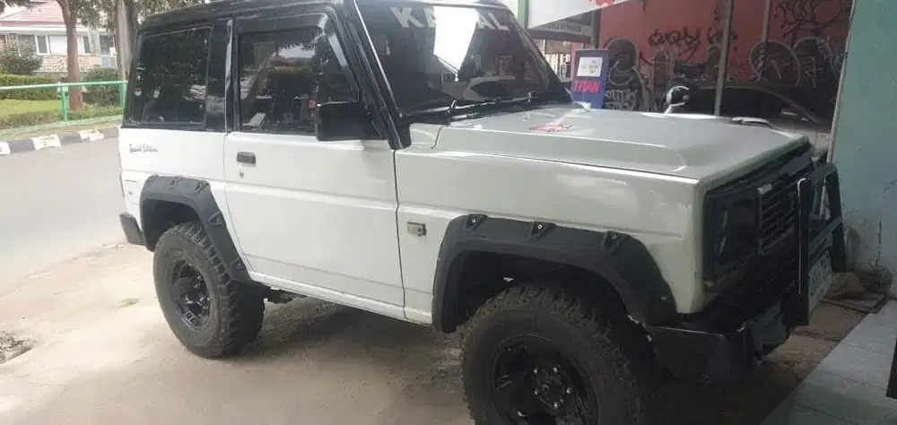 Daihatsu Feroza 1994 Bensin