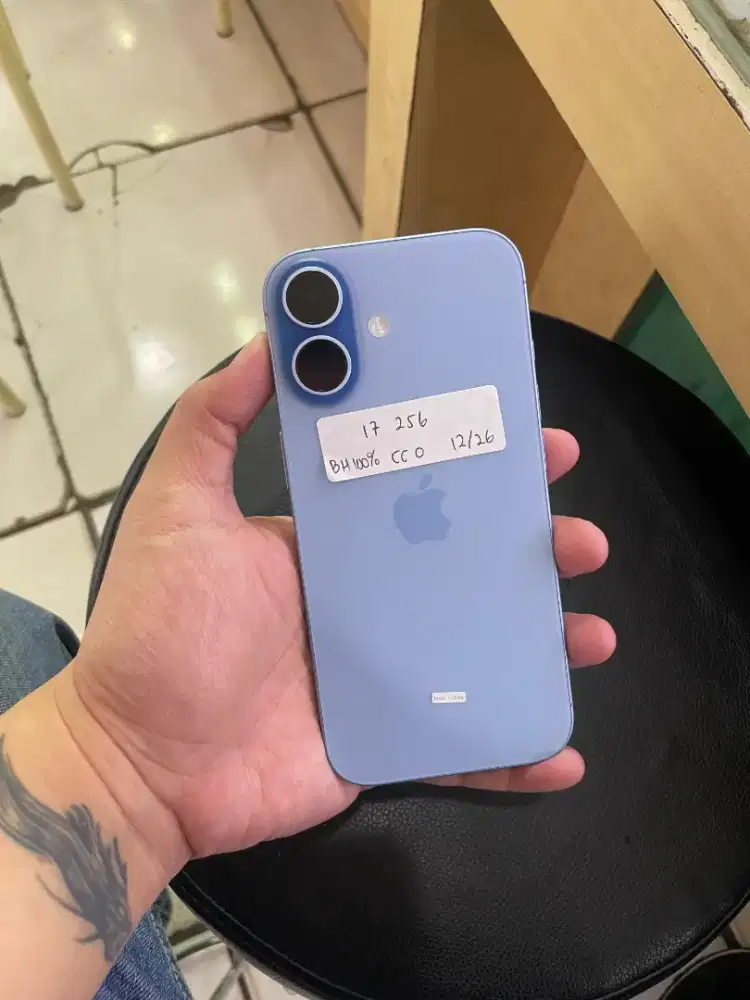iPhone 17 256gb like new grs iBox on