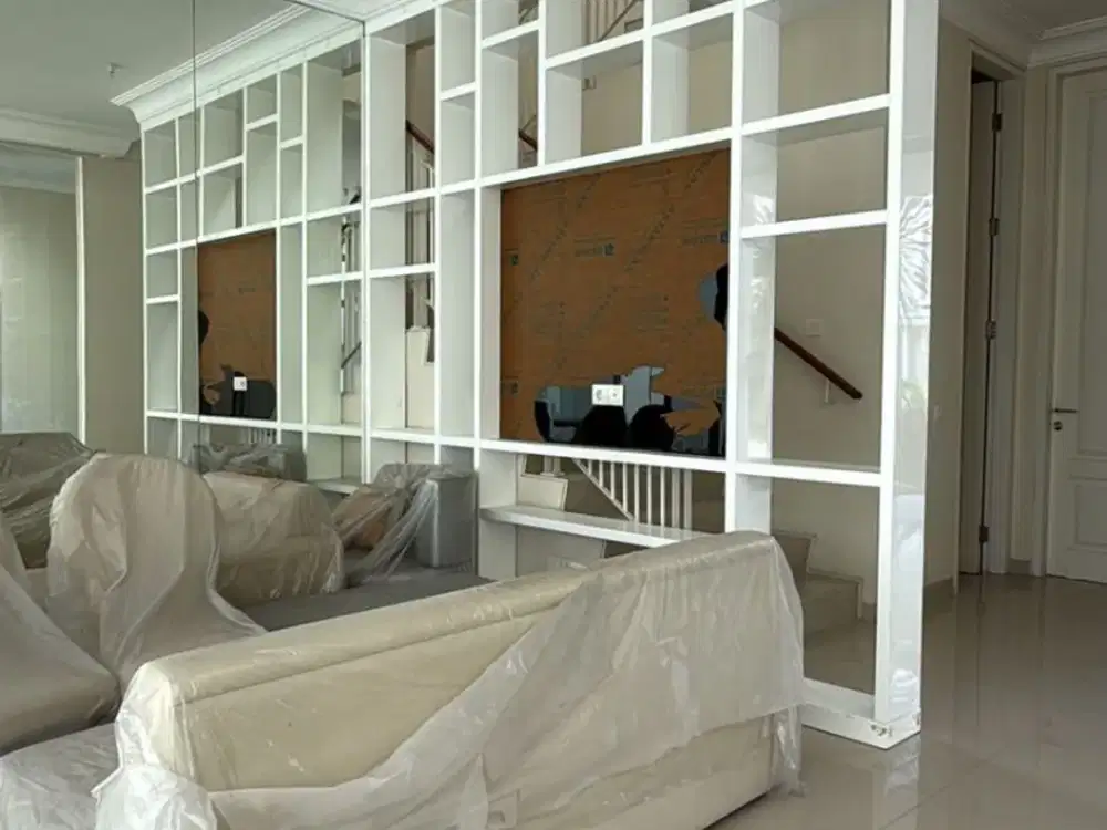 Rumah Pakuwon Indah VBR 2 dkt citraland dan graha family Modern Minimalis