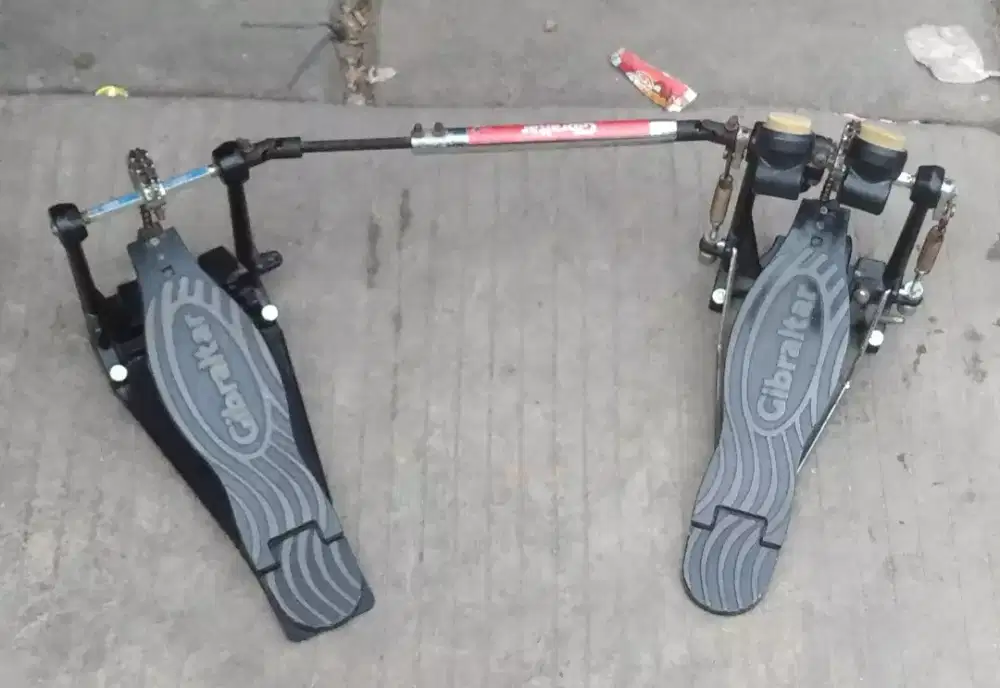 Double pedal Gibraltar