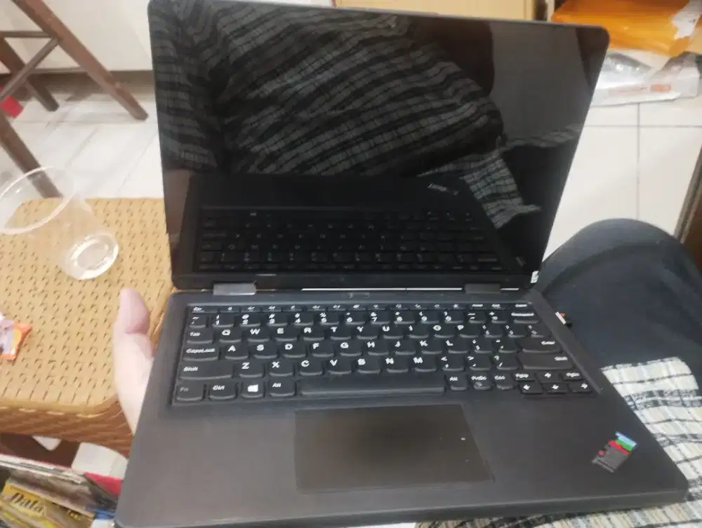 laptop yoga touchscreen