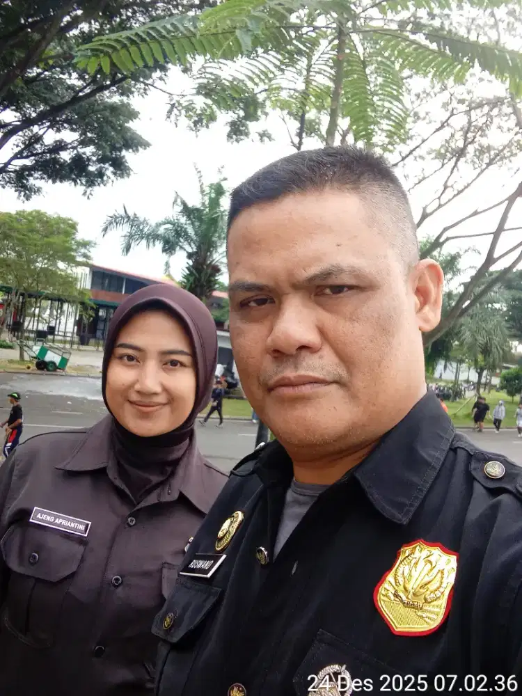 Mencari pekerjaan secwan dan cowo scrty