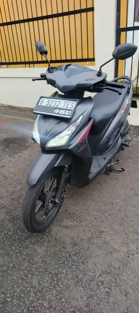 Honda Vario 110 pajak sampai Des 26 B DKI timur