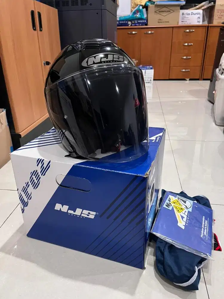 NJS Kairoz V2 Like new