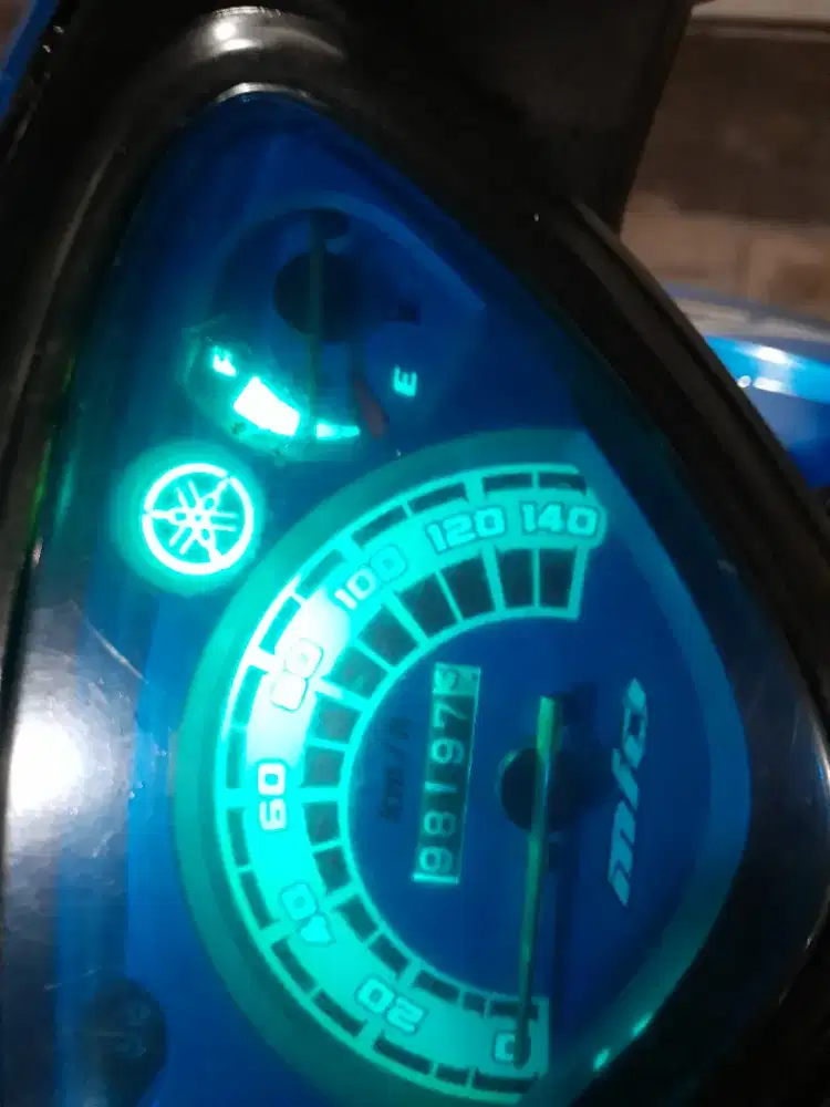 Mio tahun 2011 warna biru