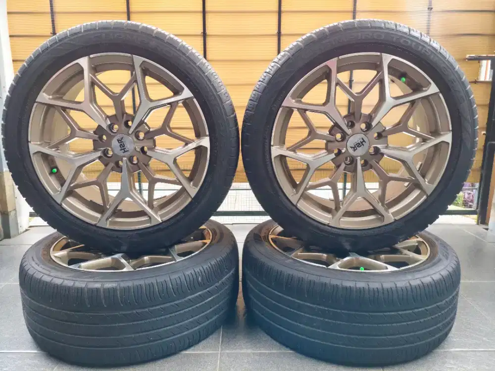 Velg HSR Myth ring 17 + ban GT Radial