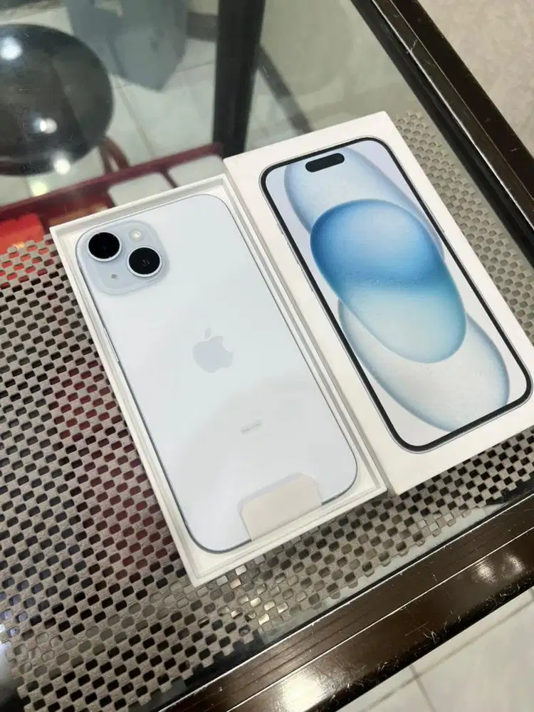 Iphone 15 128gb new open box