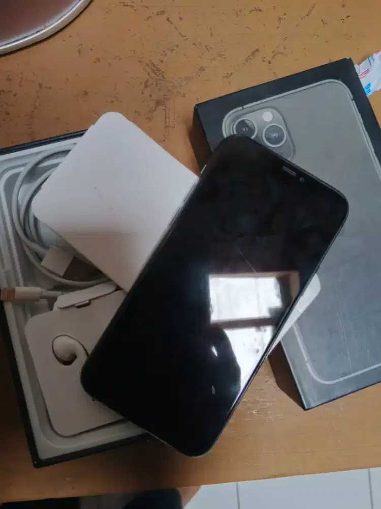 iphone 11 pro inter/64