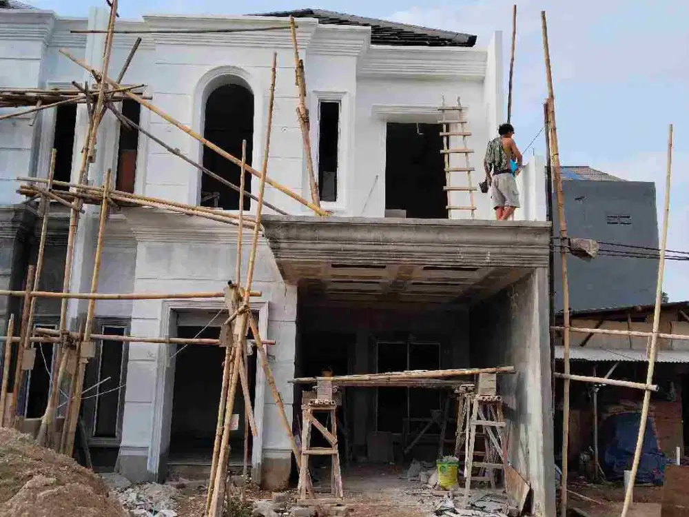 Rumah mewah konsep Clasik 1,3 M exit tol Setu cipayung jakarta timur