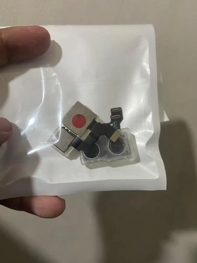 Kamera Belakang iPhone 12