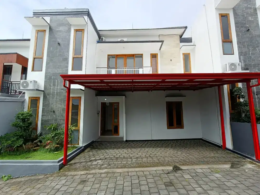 Dijual Rumah Cantik One Gated di Gatsu Barat Dekat Living World Denpasar
