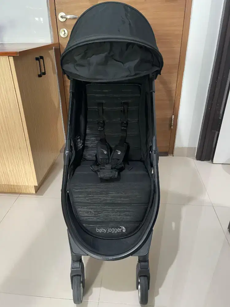 Dijual Stroller Baby Jogger - City Tour 2 Cabin Size
Lengkap Cover Bag