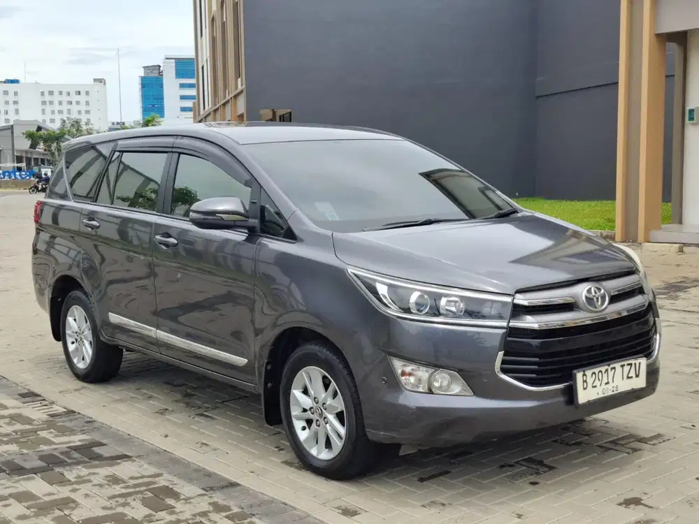 Toyota Innova V at diesel 2018