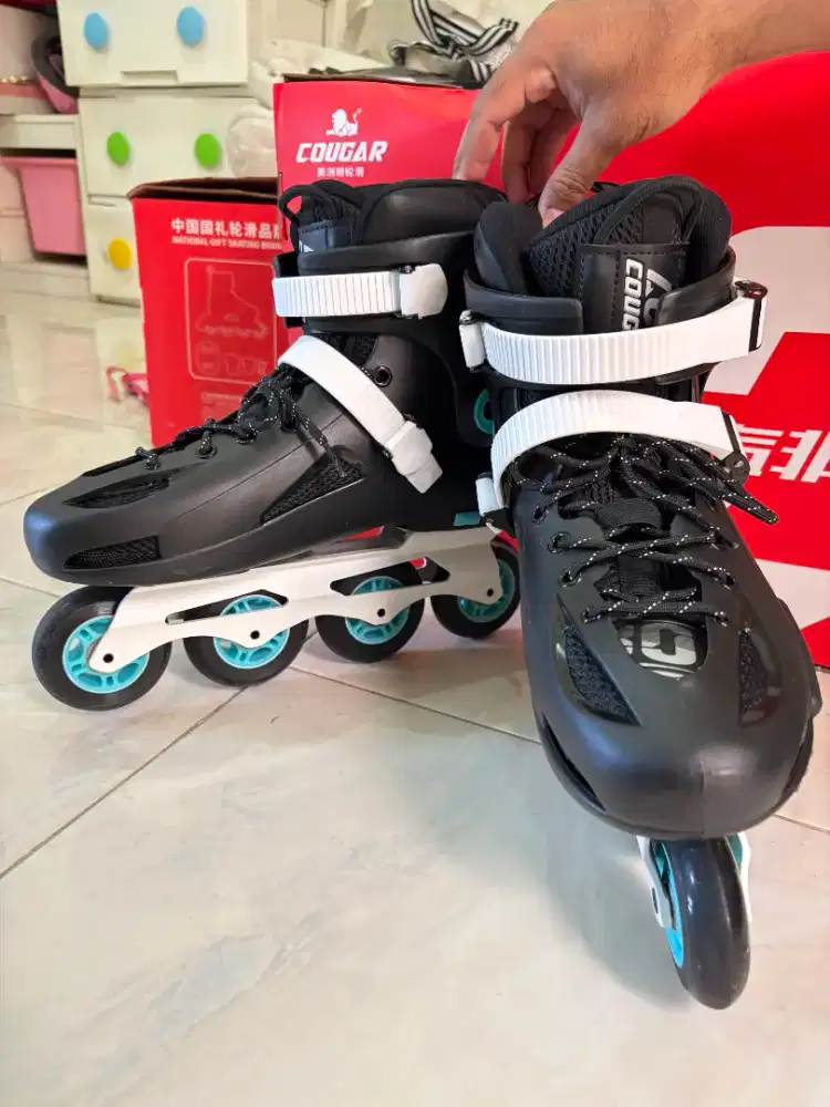 Jual Sepatu Roda Cougar MZS307C