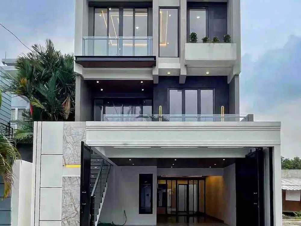 Rumah Baru Mewah Swiming Pool Akses Jalan Utama Dijakarta Selatan