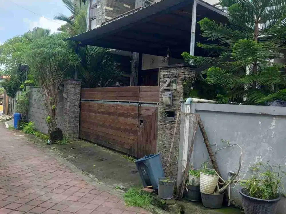 Rumah 2lt ( Perlu Sedikit Renov) Lokasi Jl Pandu Dalung area Hunian Strategis & Investasi
