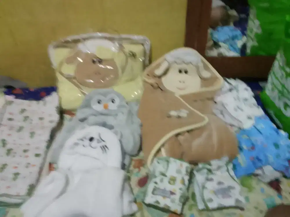 Baju,celana,kain,selimut,handuk Bayi Lengkap