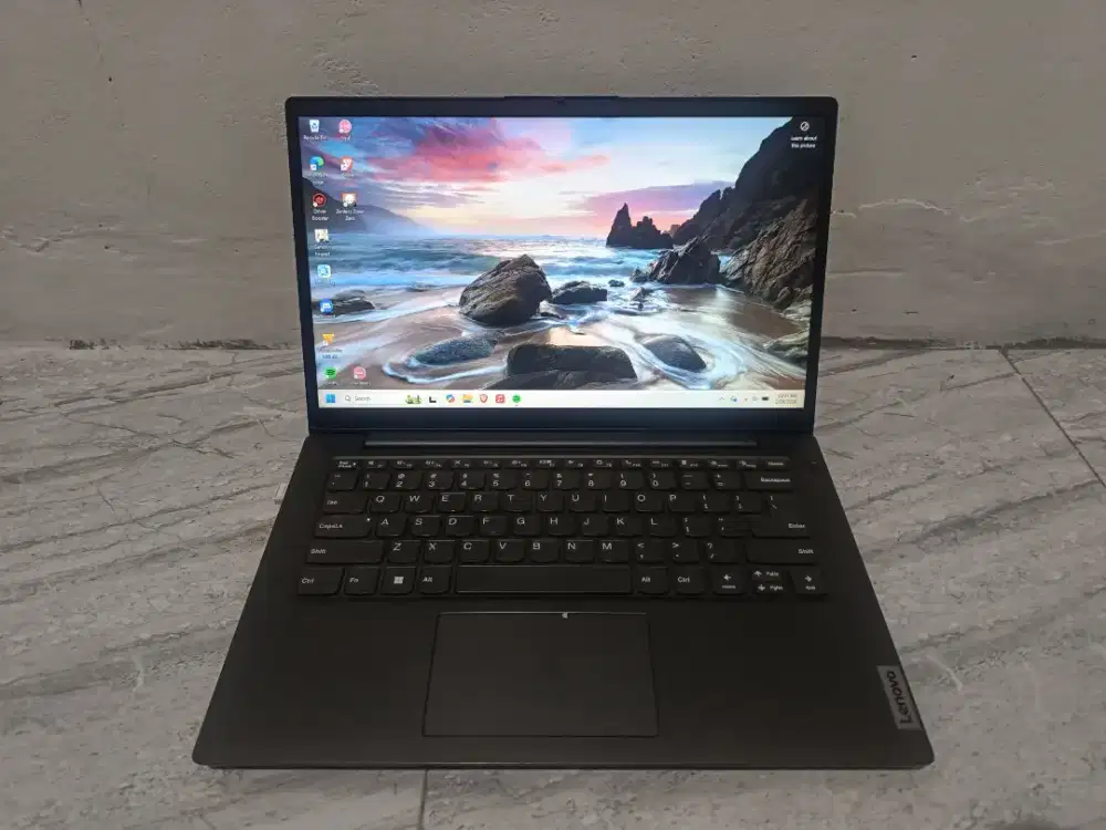 Lenovo V14 G2 Ryzen 3 5300u 12/512