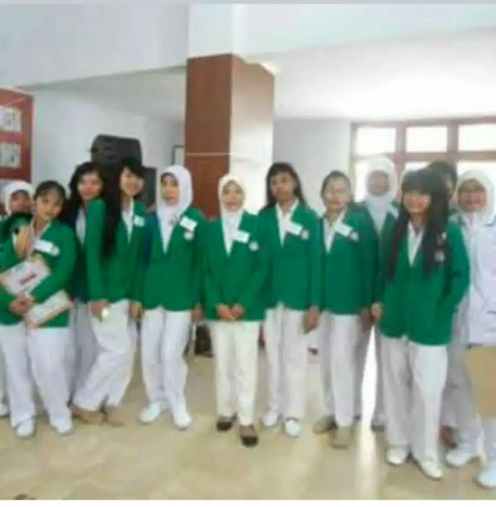 Pembantu, Perawat lansia/jompo pria dan wanita