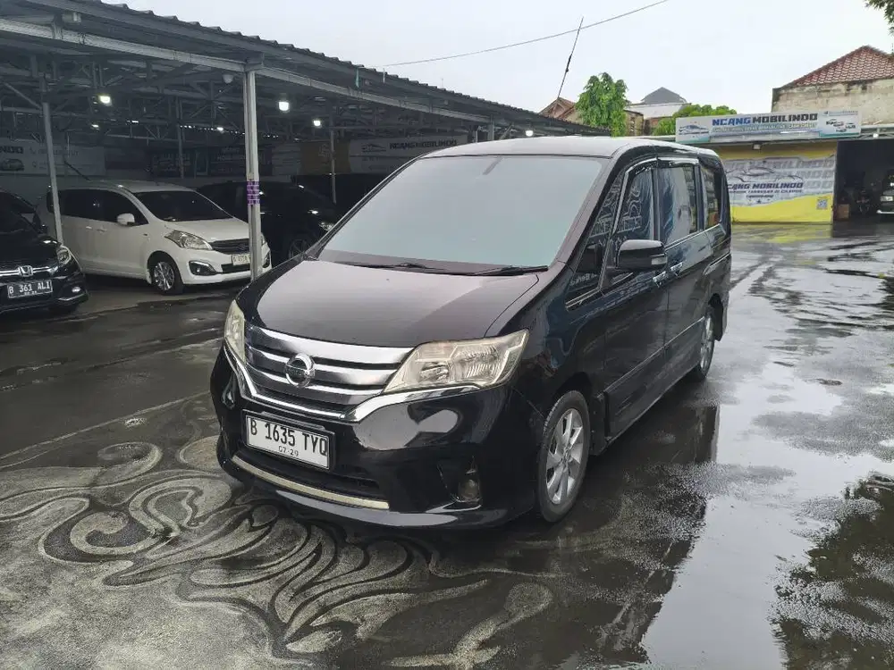 Nissan Serena HWS Matic 2014 Dp 5 Juta Promo