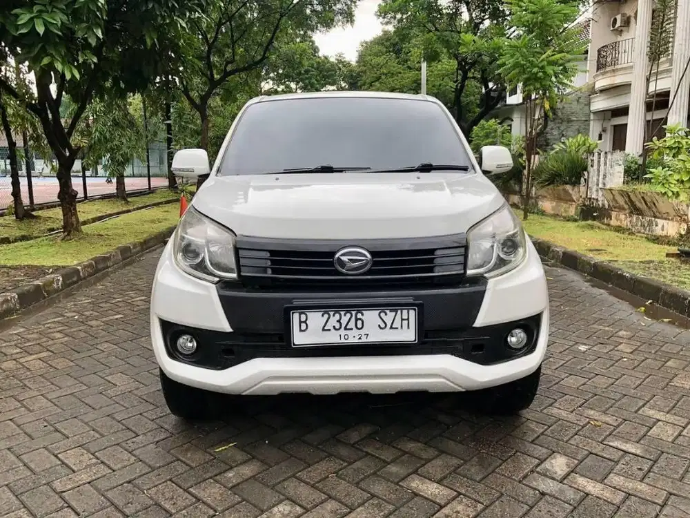 [DP 5JT] DAIHATSU TERIOS 1.5 X EXTRA MATIC / AT 2017 PUTIH