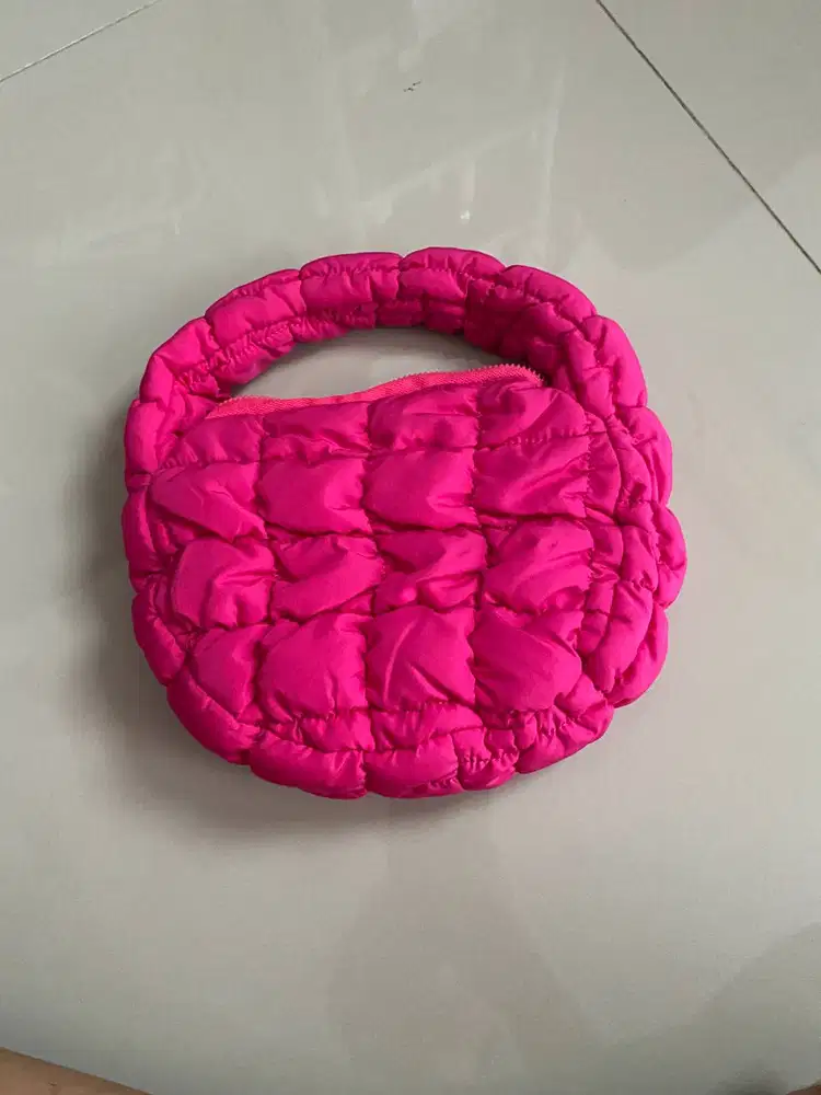 ￼The Little Things She Needs - CARA Handbag