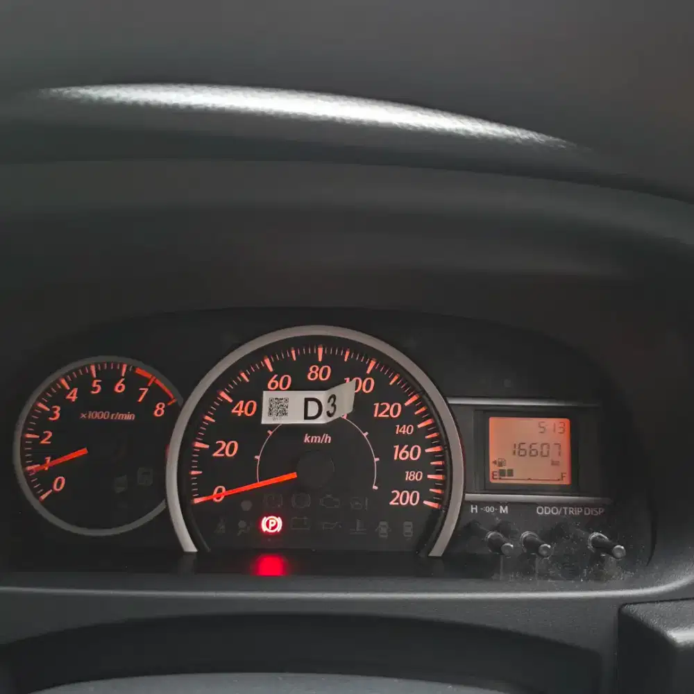 KM 16 RB!!! RECORD SERVICE. Daihatsu Sigra 2024 Silver