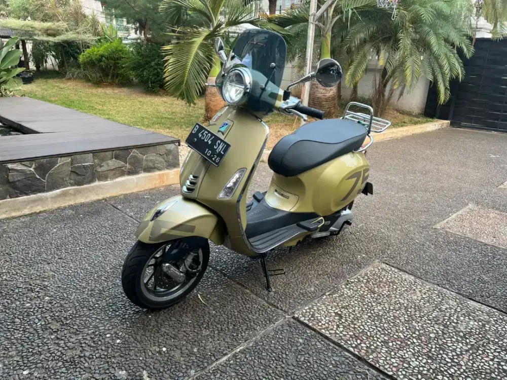 VESPA PRIMAVERA 150 CC 75 TH ANNIVERSARY 2021