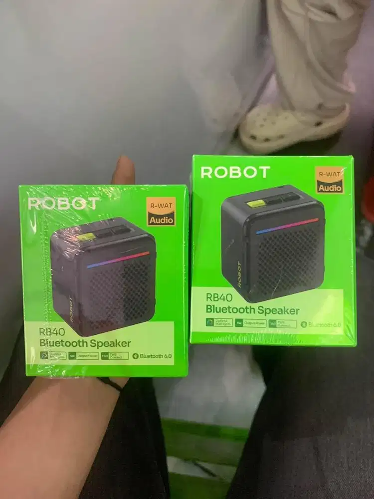 speaker robot rb40
