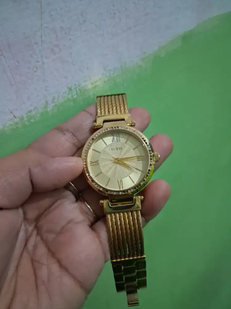 DIJUAL JAM GUESS ORI