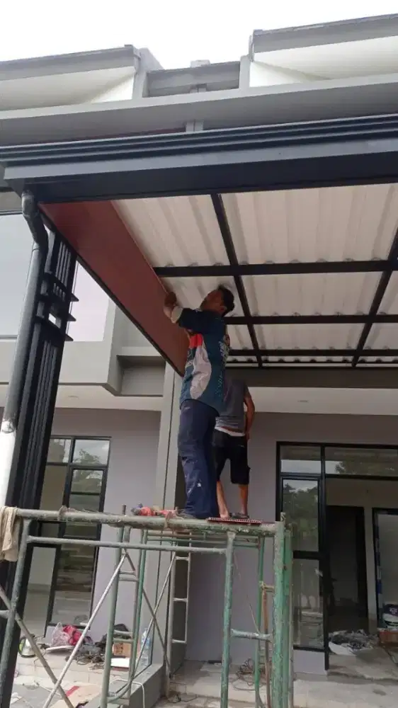 Kanopi teras bahan baja ringan/aldiron