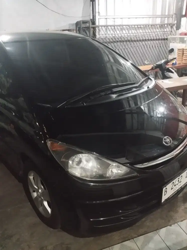 Dijual toyota previa