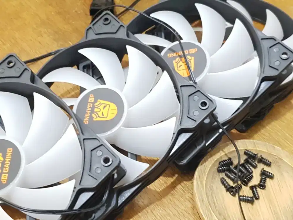 Digital Alliance Casing Fans ( Molex 2 pin ) 4 pcs