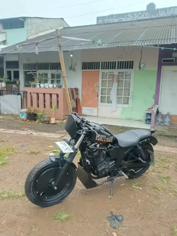 Motor custom bratcafe caferacer