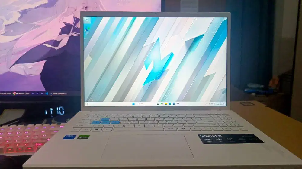 Laptop Acer Nitro Lite 16 Intel I7 240H RTX3050 16/512GB